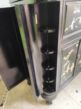 Mueble Bar Estilo Chino Negro y Dorado