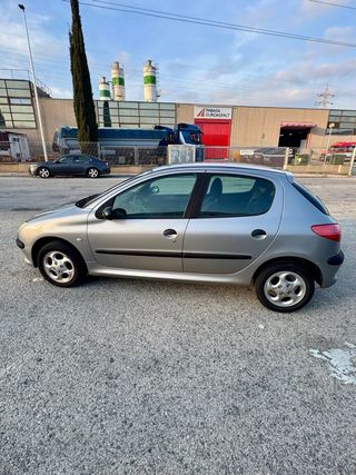 Peugeot 206 2002