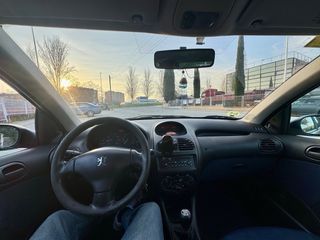 Peugeot 206 2002