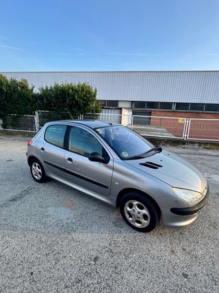 Peugeot 206 2002