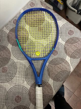 Raqueta Yonex Ezone 100