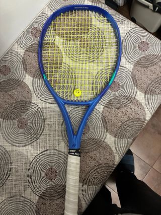Raqueta Yonex Ezone 100