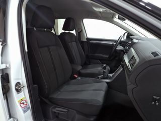 Volkswagen T-Roc Dark 1.0 TSI 81kW (110CV)