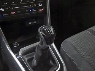 Volkswagen T-Roc Dark 1.0 TSI 81kW (110CV)