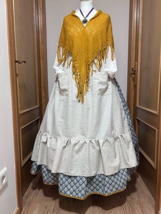 Traje Baturra Talla 38/42 Nuevo