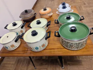 Lote de cacerolas de hierro vintage