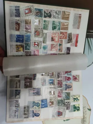 Álbum antiguo de sellos España, y clasificador