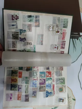 Álbum antiguo de sellos España, y clasificador