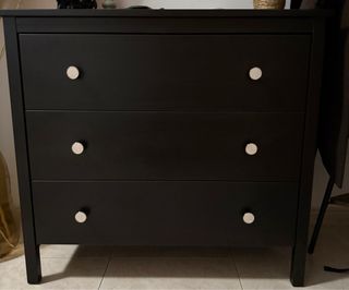 Cómoda negra 3 cajones