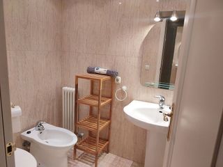 Piso en alquiler en Ermitagaña - Mendebaldea en Pamplona