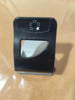 Perforadora de papel con estrellas