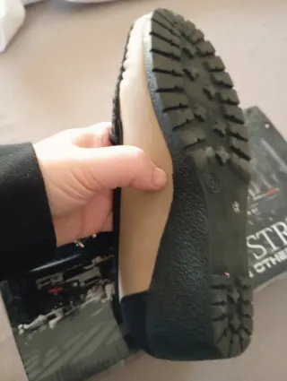 Zapatos planos con detalle de hebilla