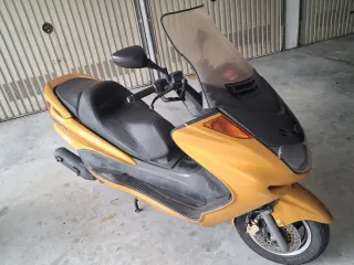 Yamaha Majesty 250cc Scooter