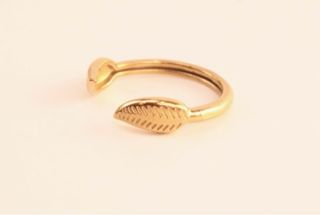 Anillo ajustable hoja oro