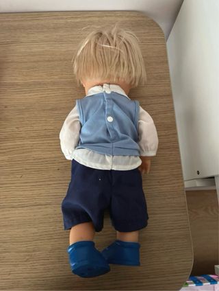 Nenuco con cuna y ropa