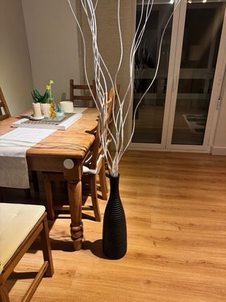 Jarrón decorativo negro y blanco