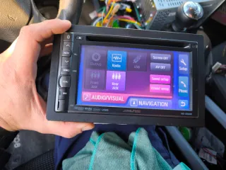 Pantalla Alpine  no pongas en favoritos, ofertas!!