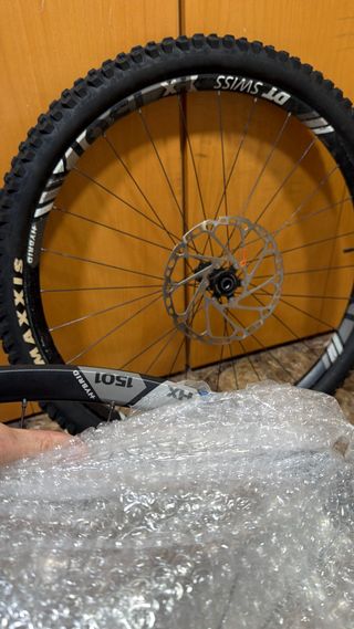 Ruedas DT Swiss 1501 Hybrid