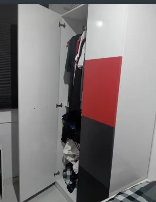 Armario juvenil moderno