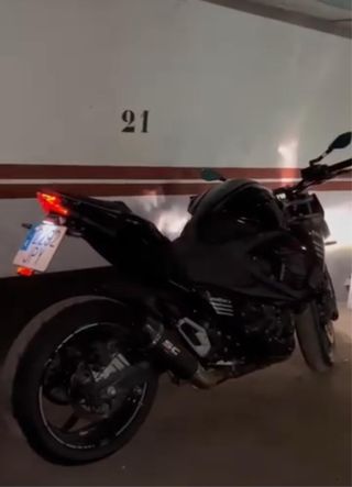 Kawasaki Z800 2016 IMPECABLE- Escape SC Project-A2