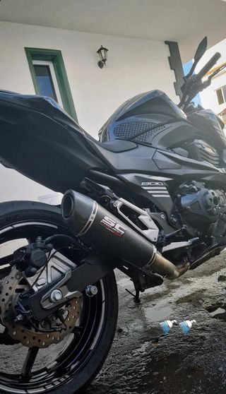 Kawasaki Z800 2016 IMPECABLE- Escape SC Project-A2
