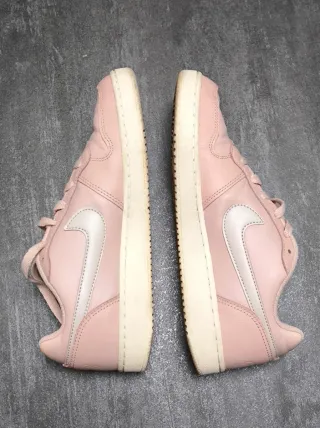 Scarpe donna Nike rosa cipria n.40