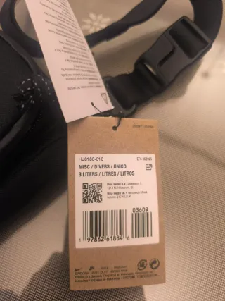 Nike ACG Bandolera Daymax Negra