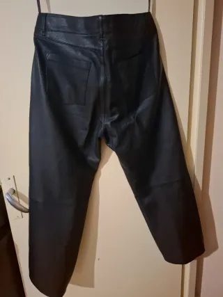 Pantalón Piel Napa Talla L ( 40 - 42 )Negro