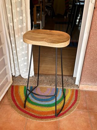 Conjunto de 4 Taburetes Altos Metal y Madera