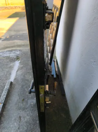 Puerta de cochera 4 hojas