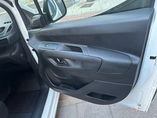 Peugeot Partner 2021