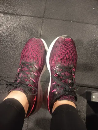 Zapatillas Nike Mujer Negras y Rosas