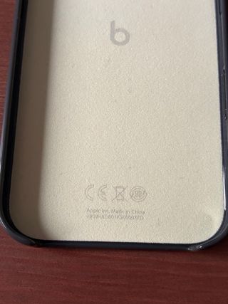 Funda Beats iPhone 16 MagSafe Original