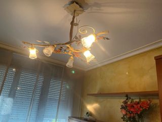 Lámpara de techo tulipas doradas