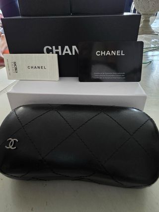 Gafas de Sol Chanel Negras