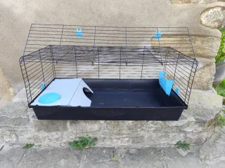 Jaula para conejos/cobayas negra y azul