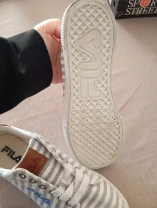 Zapatillas Fila Rayas Tela
