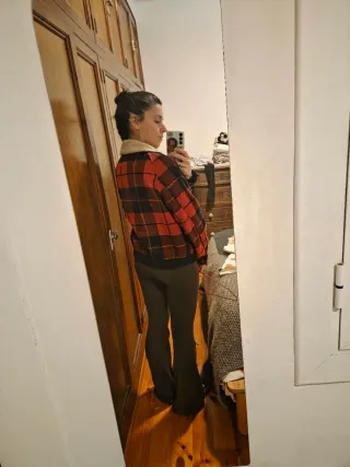 Chaqueta cuadros roja y negra estilo vintage