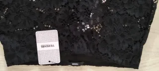 Pantalón pitillo encaje negro sin estrenar