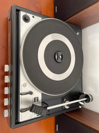 Tocadiscos Bettor EF-143