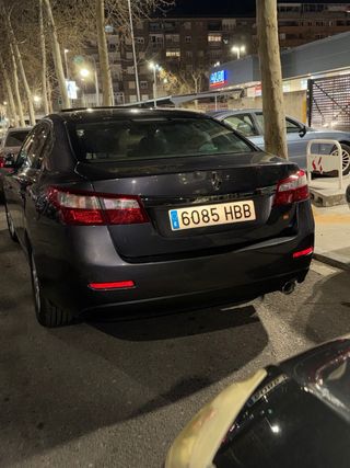 Renault Latitude 2010