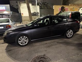 Renault Latitude 2010