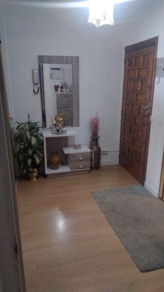 Se vende piso, bajo, en la locadidad de Guadarrama