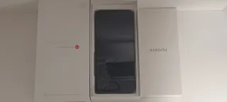 Xiaomi 14 + Protector Pantalla y Fundas