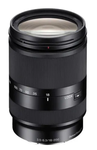 Cámara Sony Alpha 7R II + Objetivo SEL 18200LE