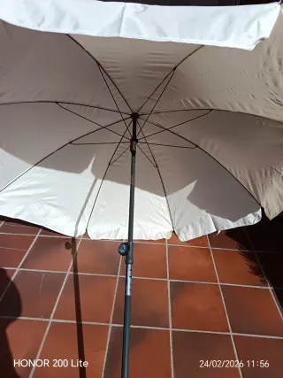 Sombrilla de jardín beige nuevo