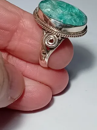 Anillo Plata Ley Piedra esmeralda facetada