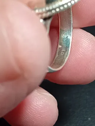 Anillo Plata Ley Piedra esmeralda facetada