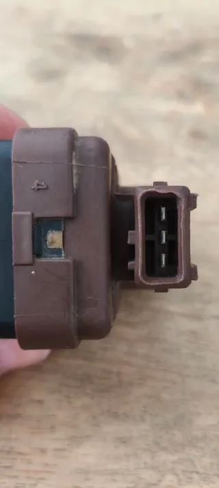 Motor regulador faros VALEO