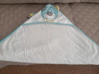 Capa de baño oso 69x75 Marca Sauthon Paddy